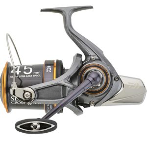 Carrete Daiwa Crosscast S24 45 SCW 5000C QD