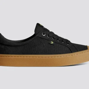 Cariuma Oca Low Black Canvas